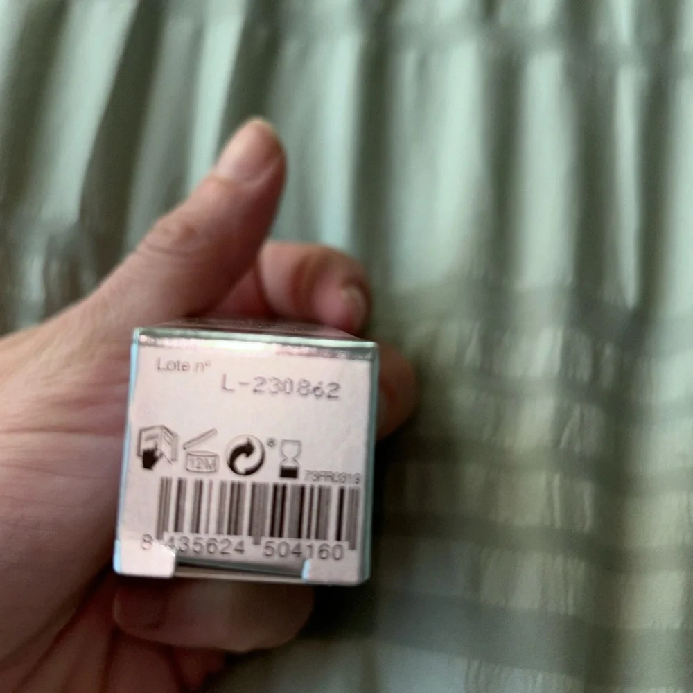 Natura Bissé -DIAMOND LUMINOUS PERFECTING SERUM 0.1 FL. OZ - Picture 5 of 5